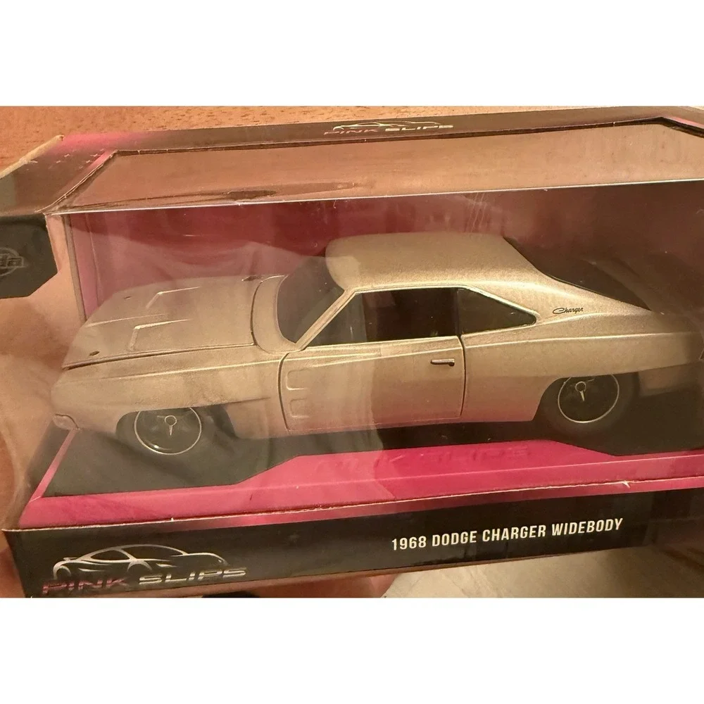 JADA PINK SLIPS 1968 DODGE CHARGER WIDEBODY 1:24 SCALE  Diecast New‎